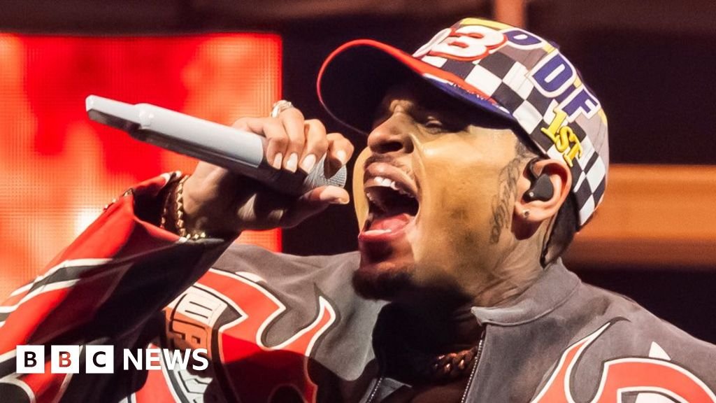 Chris Brown starts UK tour in Manchester days before next court hearing