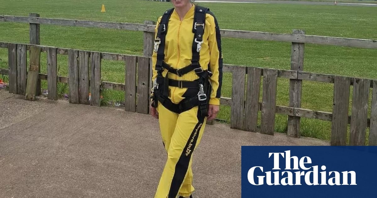 Family pay tribute to ‘selfless’ woman after skydiving death in Devon | Devon