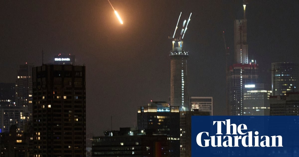 Iran threatens to target American, British and French military bases | Iran