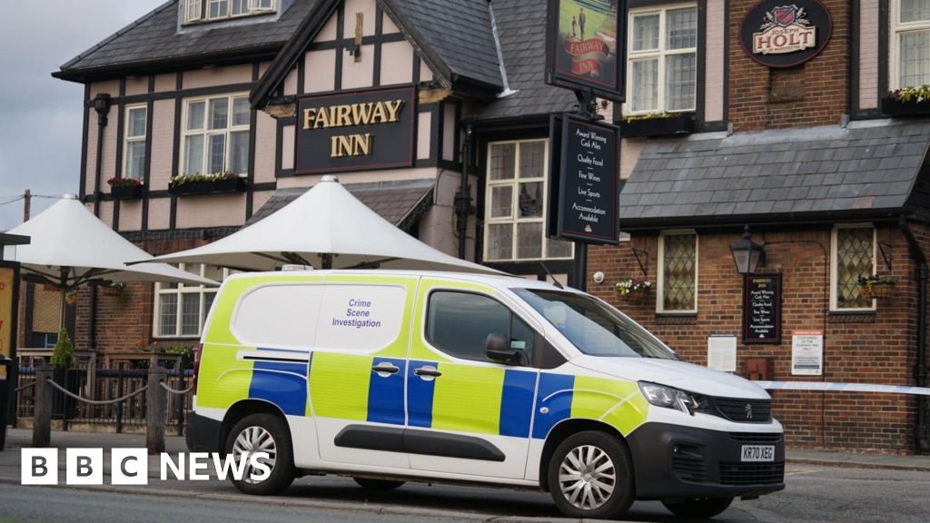 Murder inquiry launched as teenager dies in New Moston