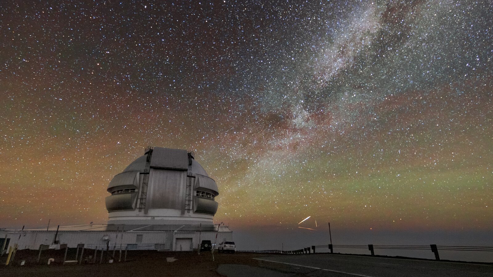 Satellites trace a triangle above Gemini North Telescope photo of the day for July 1, 2025