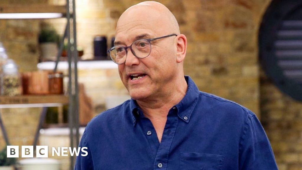 Ex-MasterChef host ‘sorry’ but says he’s ‘not a groper’