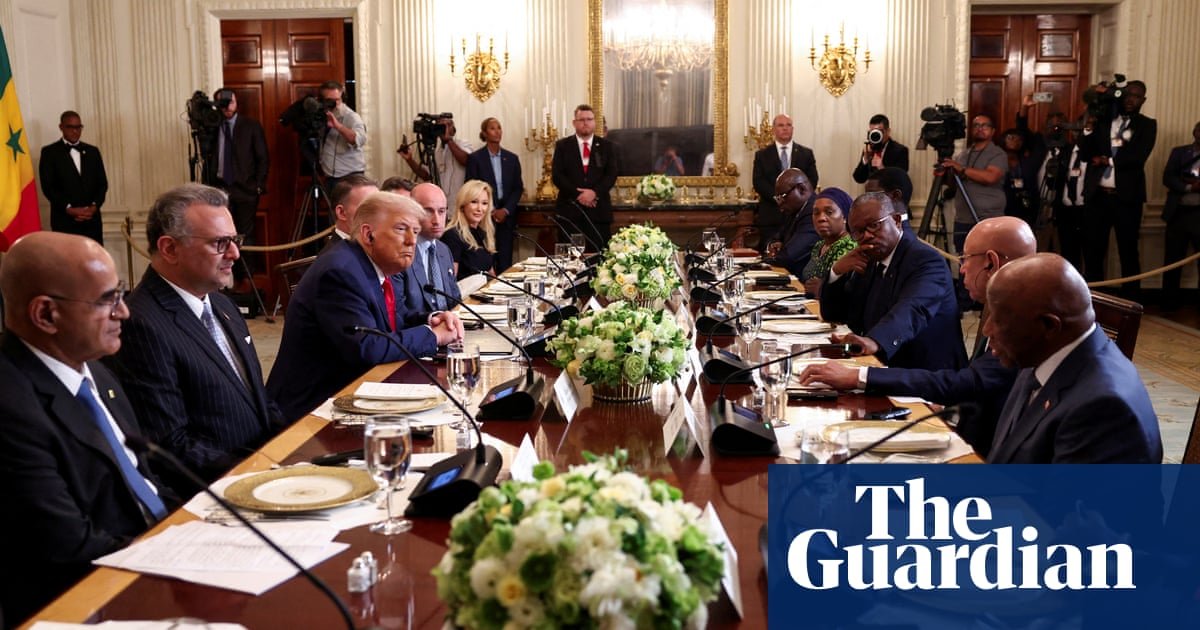 Trump praises English of the leader of Liberia – where English is the official language | Donald Trump