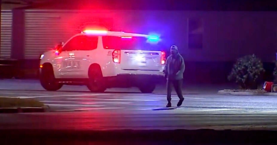 Ammonia leak in Oklahoma leaves dozens hospitalized, forces hundreds to evacuate