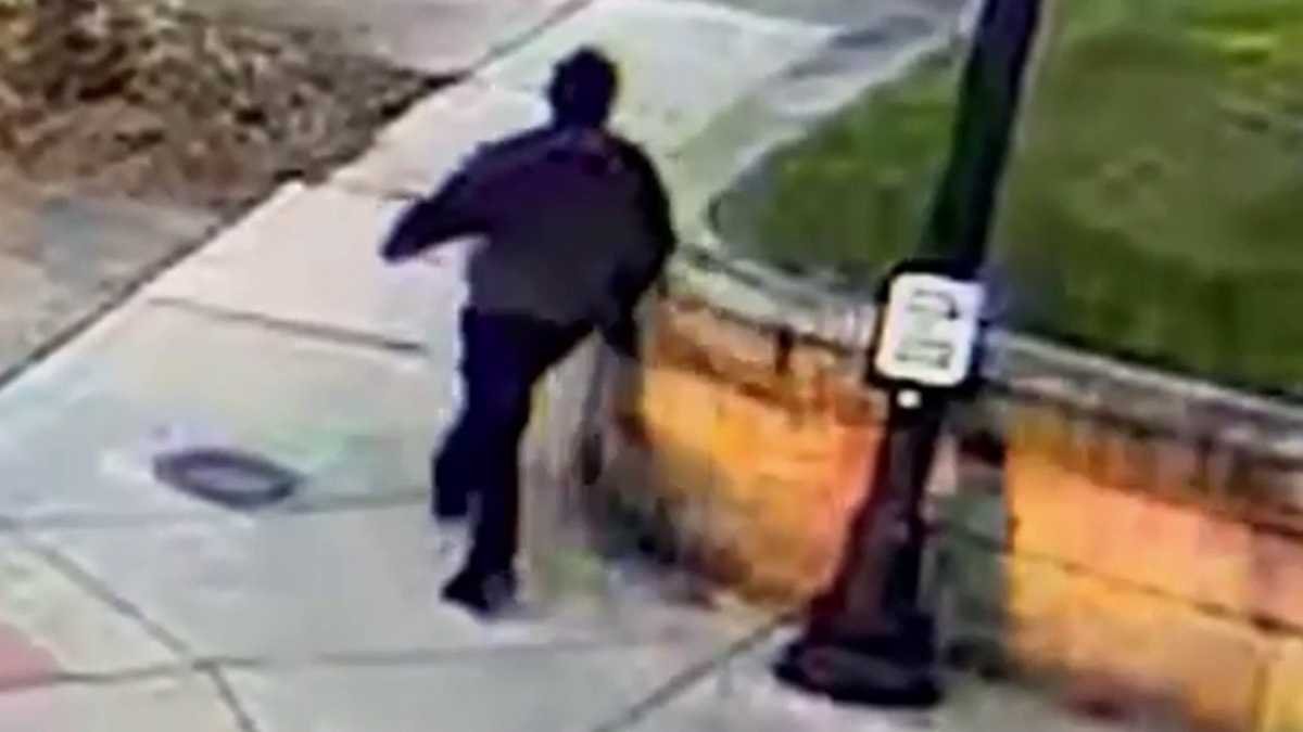 2 students killed, 9 others injured in shooting at Brown University in Providence, Rhode Island 2 students killed, 9 others injured in shooting at Brown University in Providence, Rhode Island