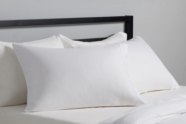 Amazon Basics Standard Pillow Cases Set of 2 – Lightweight, Super Soft Easy Care Microfiber, Bright White, 30″ L x 20″ W, Pillows Not Included
